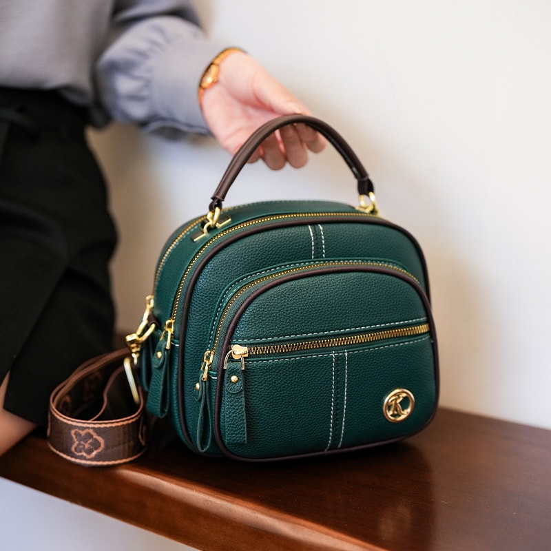 Luxury Womens Shoulder Bag Large Capacity Multiple Compartments Hard Shell Handbag for Commuting