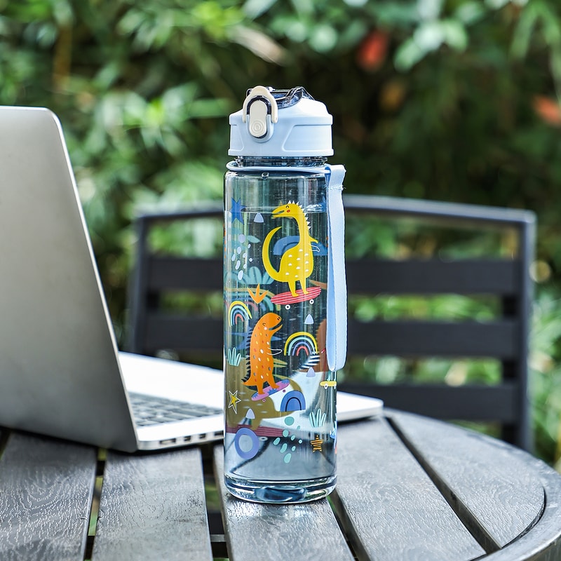 Large-Capacity Dinosaur Straw Cup Cute & Portable for Outdoor Adventures