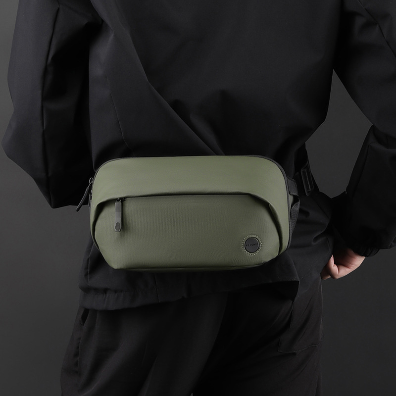 Mens Fashionable Large Capacity PU Film Crossbody Chest Bag Multifunctional Outdoor Shoulder Bag 2