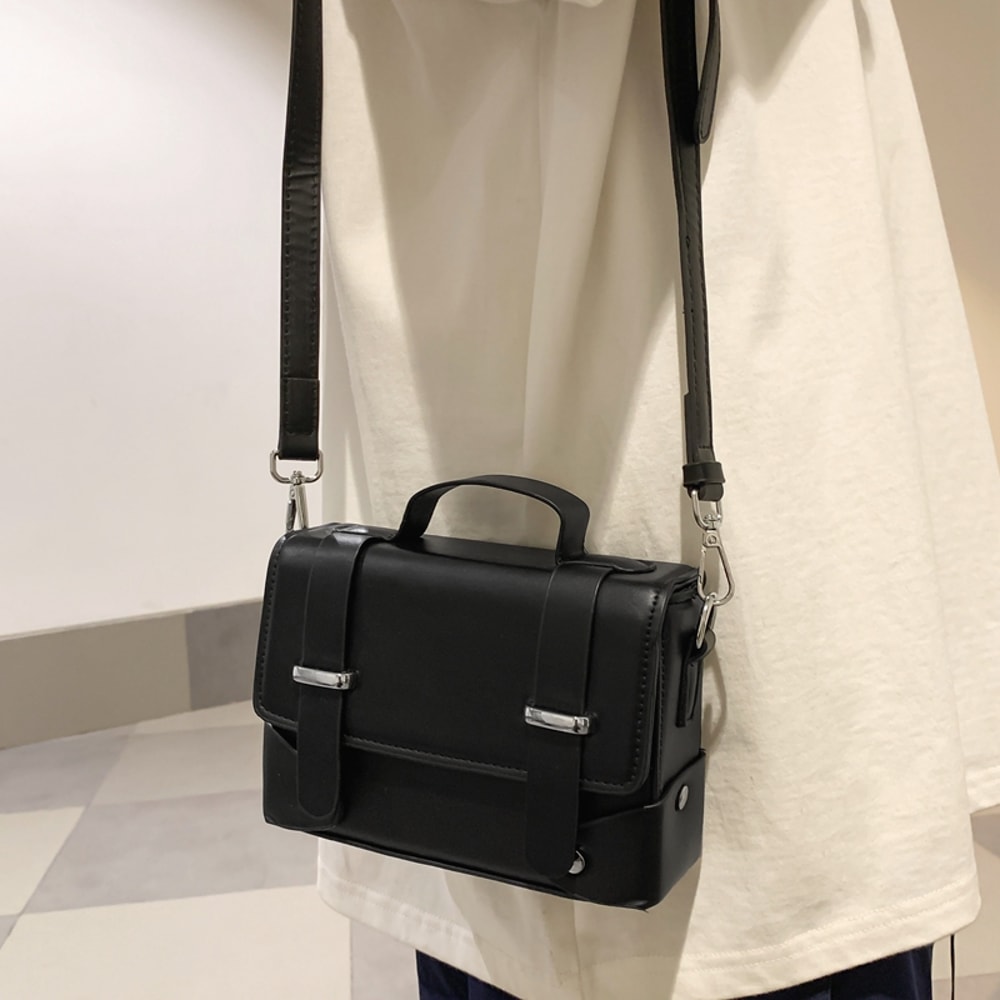 Minimalist PU Leather Crossbody Bag Compact Unisex Mini Messenger Shoulder Bag 3