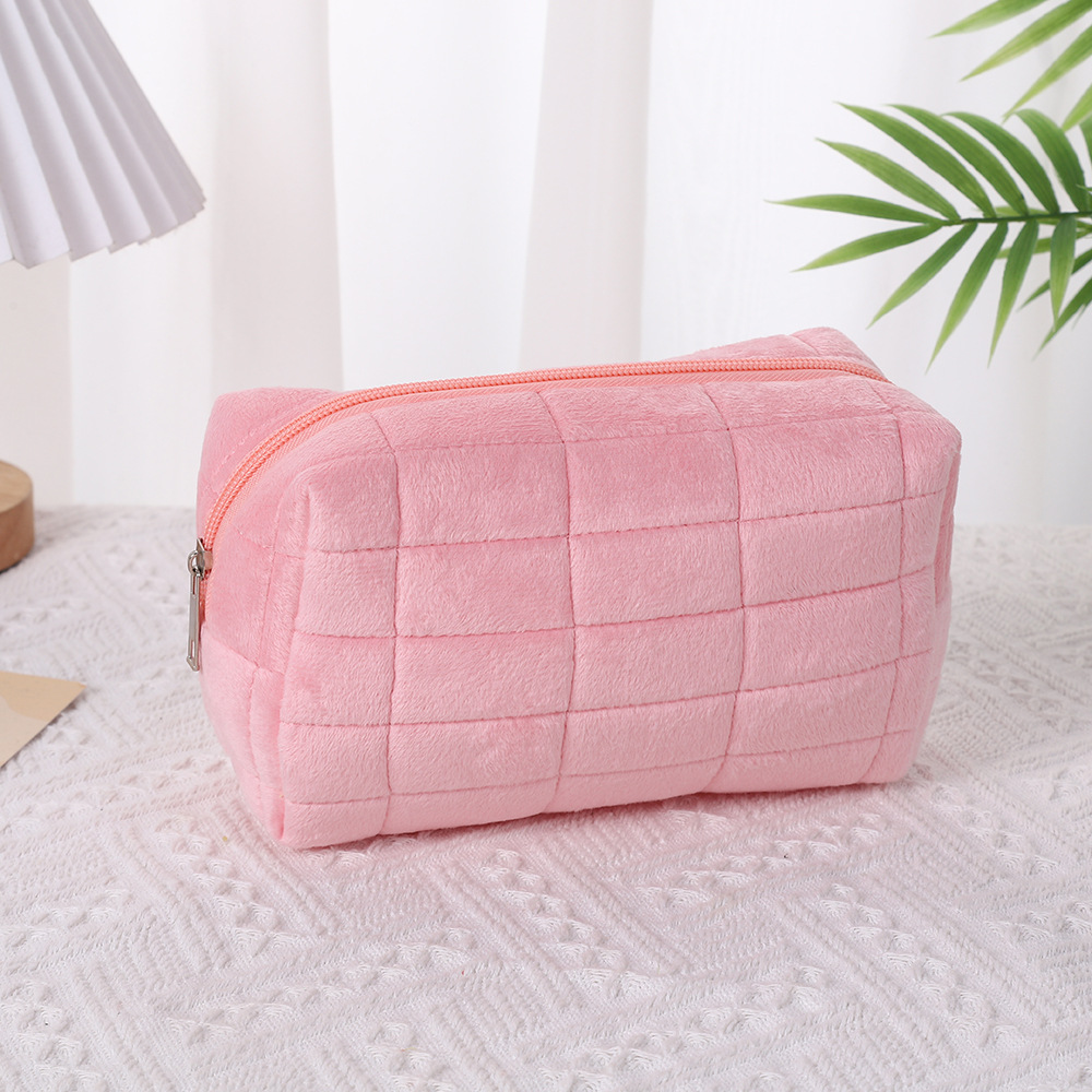 Portable Makeup Organizer Cute Soft Plush Cosmetic Bag Travel Pouch with Zipper Ideal Toiletry Storage for Women