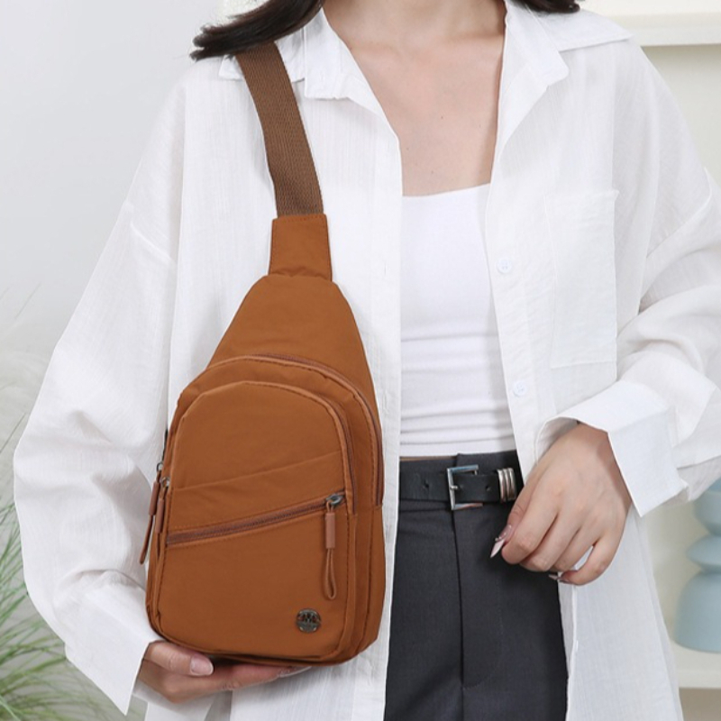 Large Capacity Nylon Messenger Bag Waterproof Lightweight Crossbody Chest Bag For Women 4