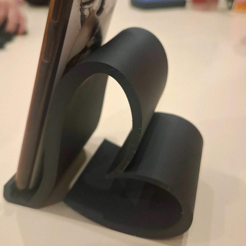 Printed Heart Phone Stand For Desk Universal Phone And Tablet Holder 2