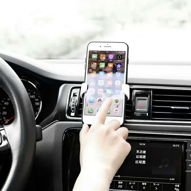 Universal Gravity Car Vent Phone Holder With Auto Lock 3