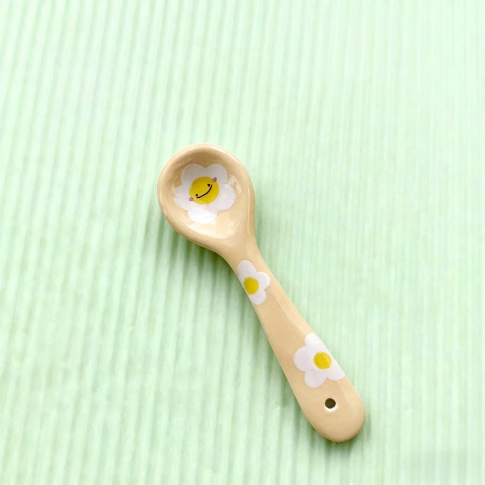 Cute Smiling Ceramic Ice Cream Spoon Hand Painted Irregular Dessert Breakfast Spoon For Kitchen Ta 3
