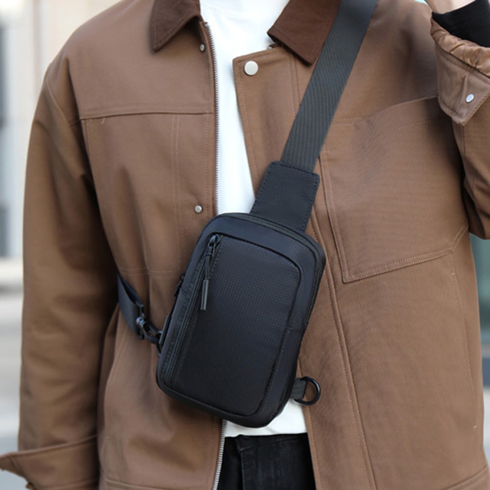 Small Sports Chest Bag For Men Mobile Phone Messenger Shoulder Backpack For Daily Use 1