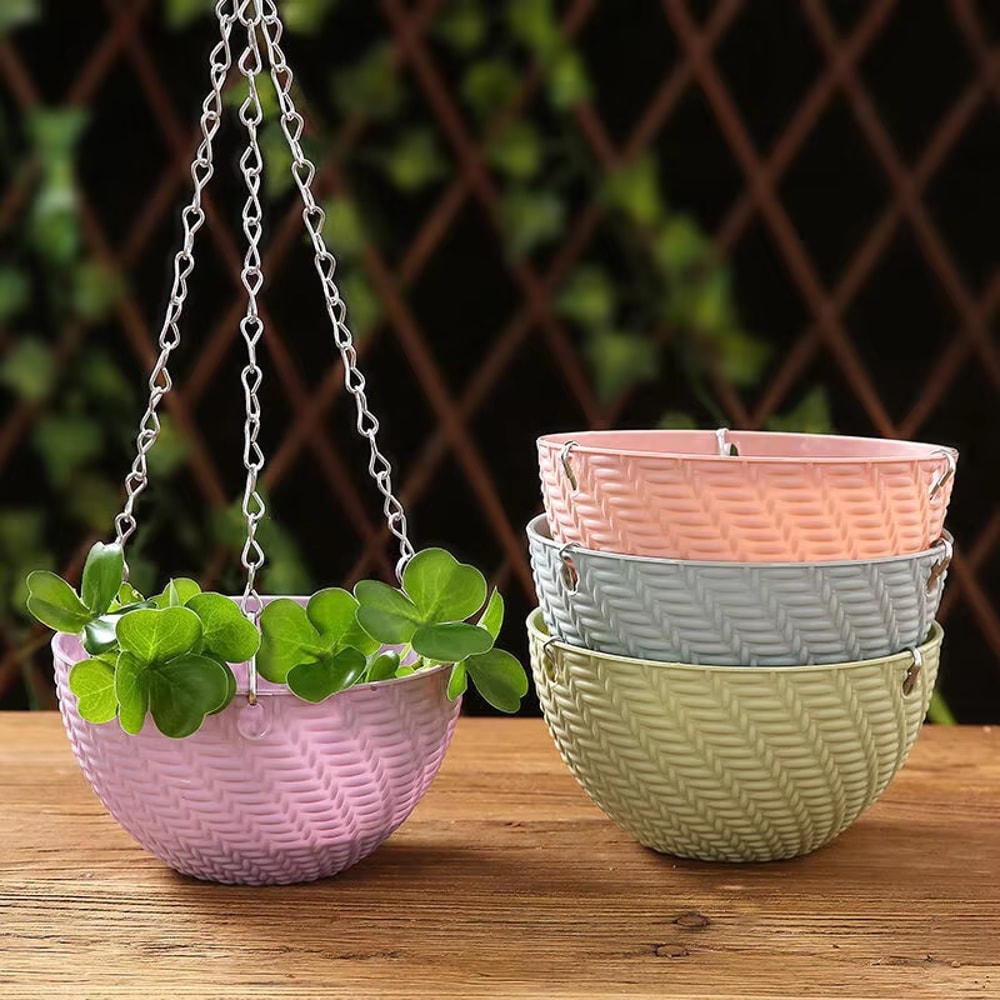 Decorative Woven Hanging Planter with Metal Hook And Drainage Tray Chain Hung Indoor Plant Basket