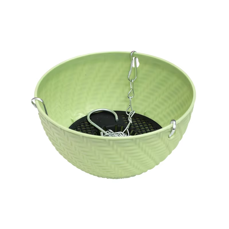 Decorative Woven Hanging Planter with Metal Hook And Drainage Tray Chain Hung Indoor Plant Basket