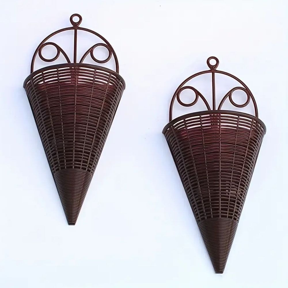 Plastic Hanging Flower Basket Fan shaped Durable Rattan Wall Decoration