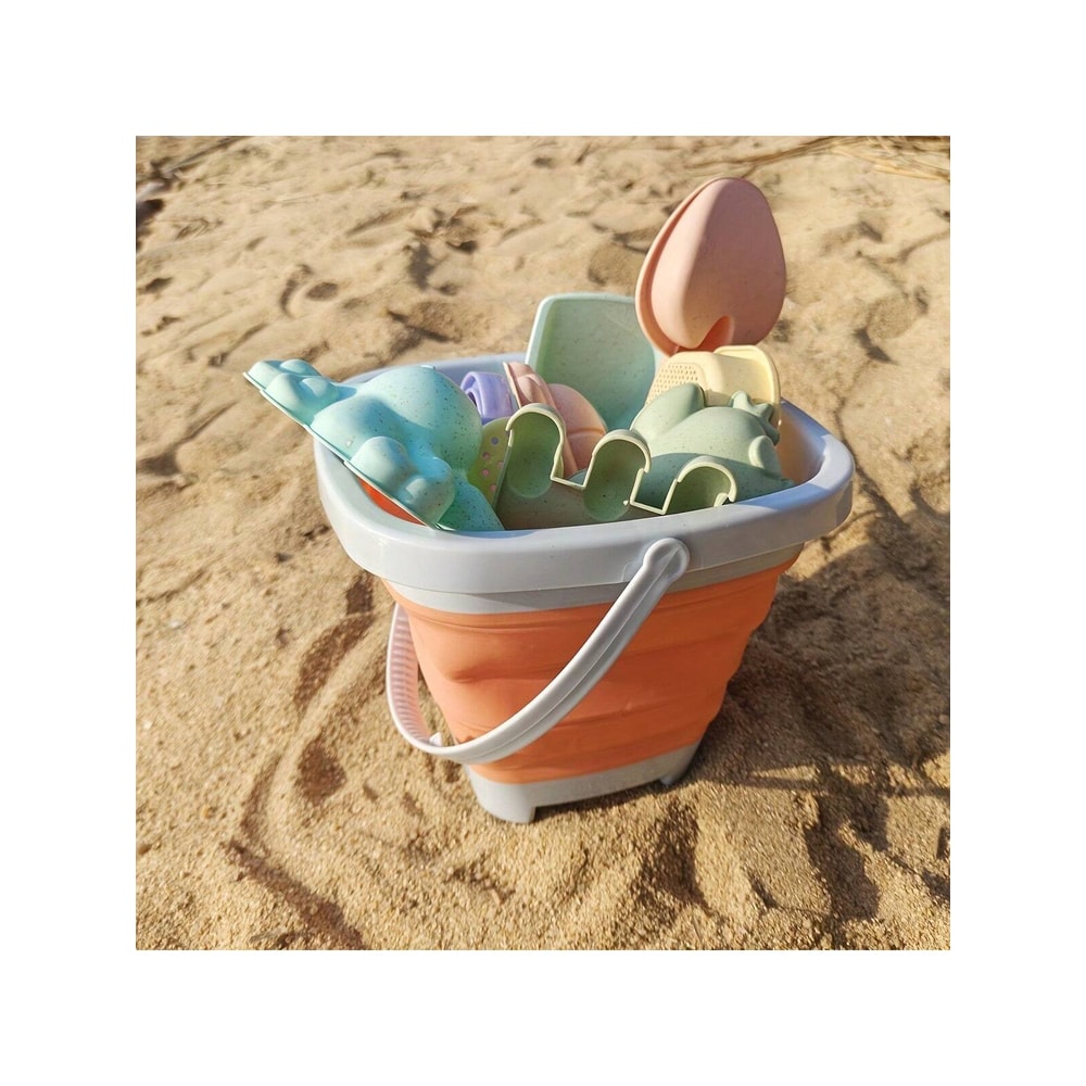 Kids Foldable Beach Bucket Set Soft Silicone With Shovels Rakes Molds Portable And Ideal For Beach 0