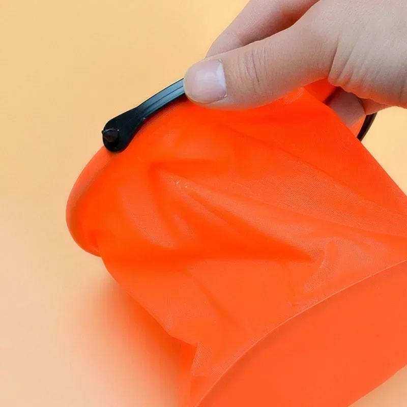 Folding Collapsible Beach Sand Toy Play Bucket Ideal Outdoor Gardening Pool Toy For Kids 2