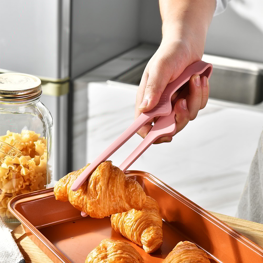 Silicone Kitchen Tongs Portable BBQ Food Serving Tweezer Clip 3