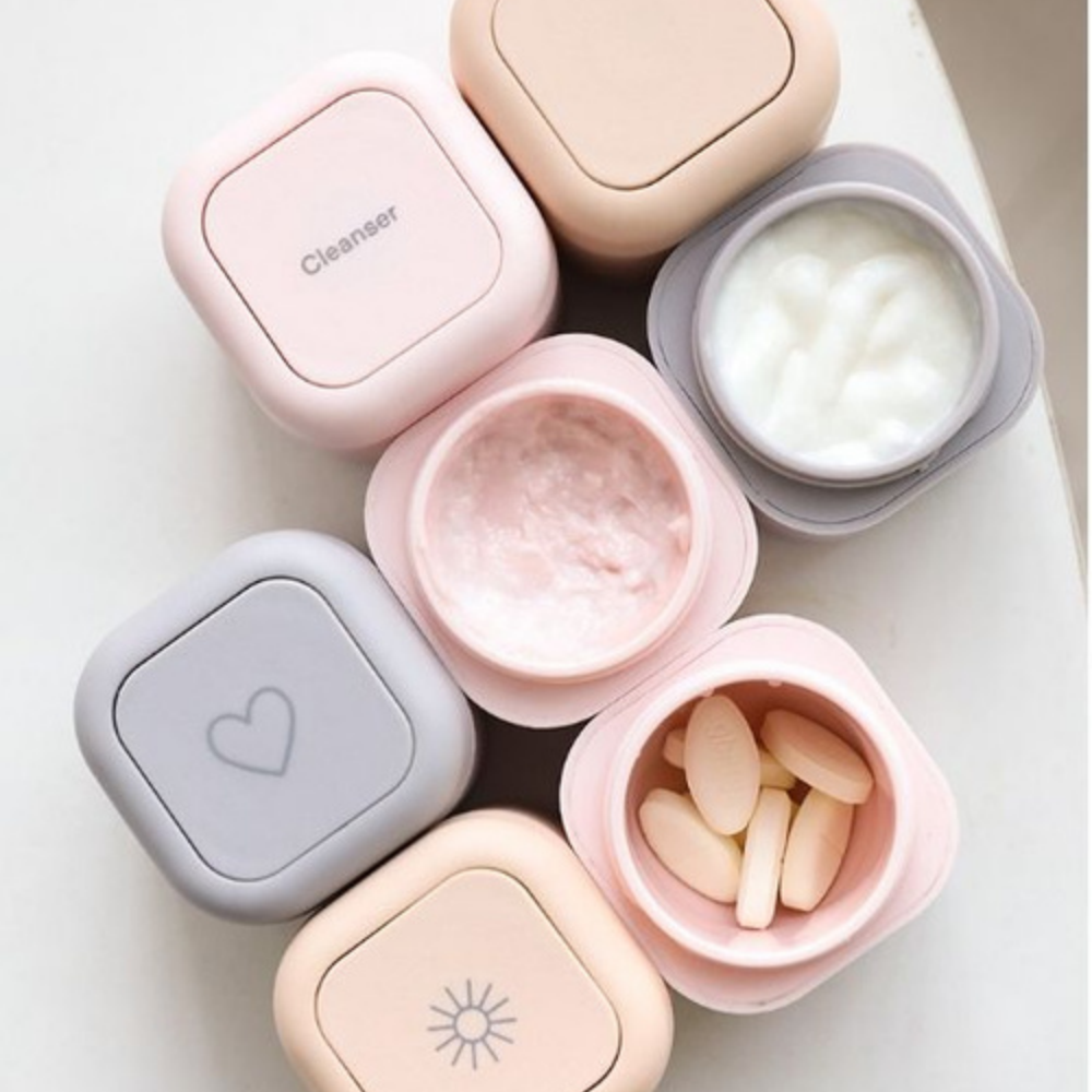 Magnetic Travel Toiletry Containers Set Leakproof Refillable Cosmetic Jars