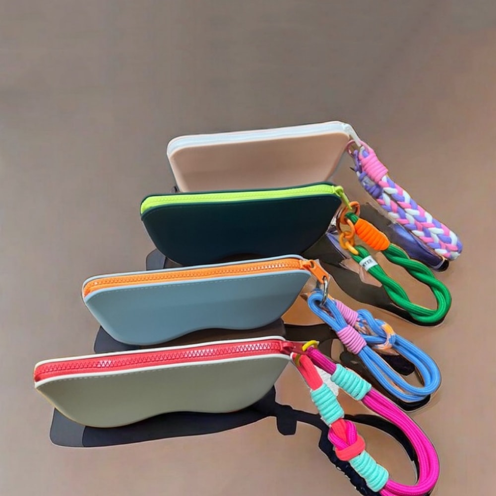 Ultra Slim Waterproof Silicone Sunglasses Case and Portable Eyeglasses Protector