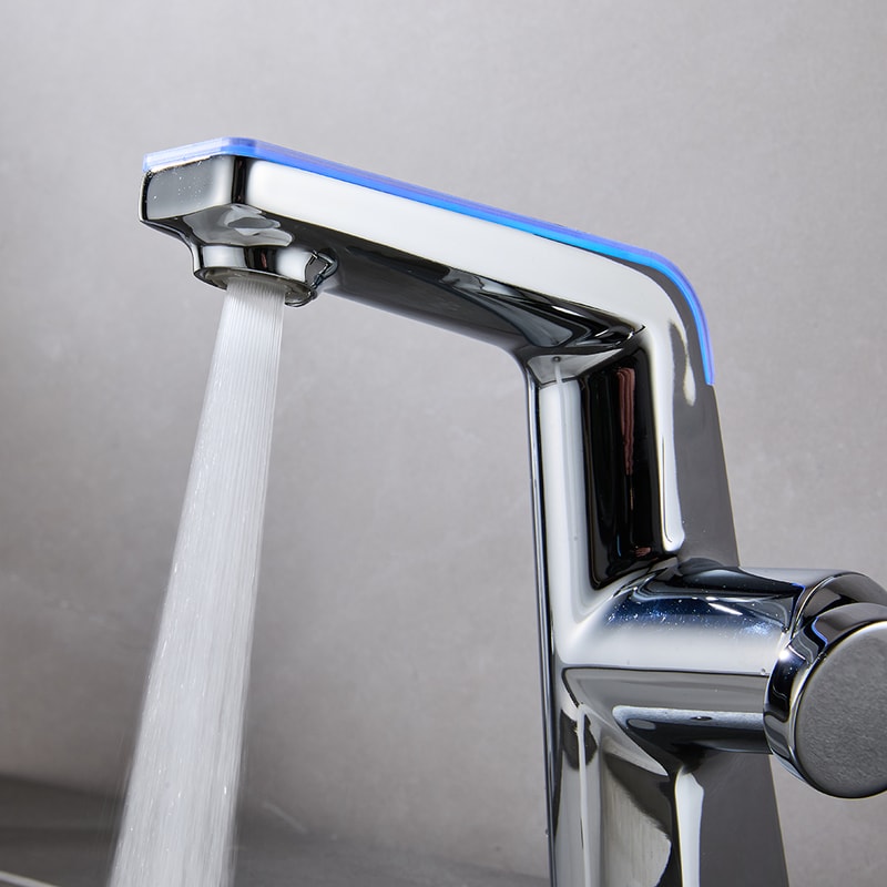 Smart LED Bathroom Sink Faucet with Temperature Display and Pull Out Sprayer