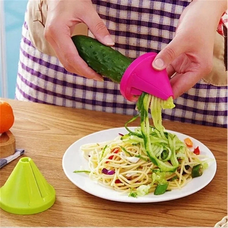 Manual Vegetable and Fruit Spiralizer Multifunctional Potato Peeler and Cucumber Grater for Kitchen Use