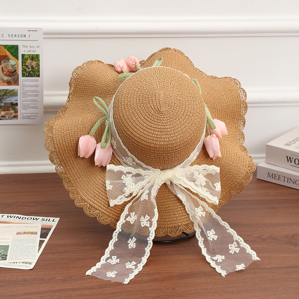 French Style Retro Lace Straw Hat with Tulip Decoration Breathable Summer Beach Hat