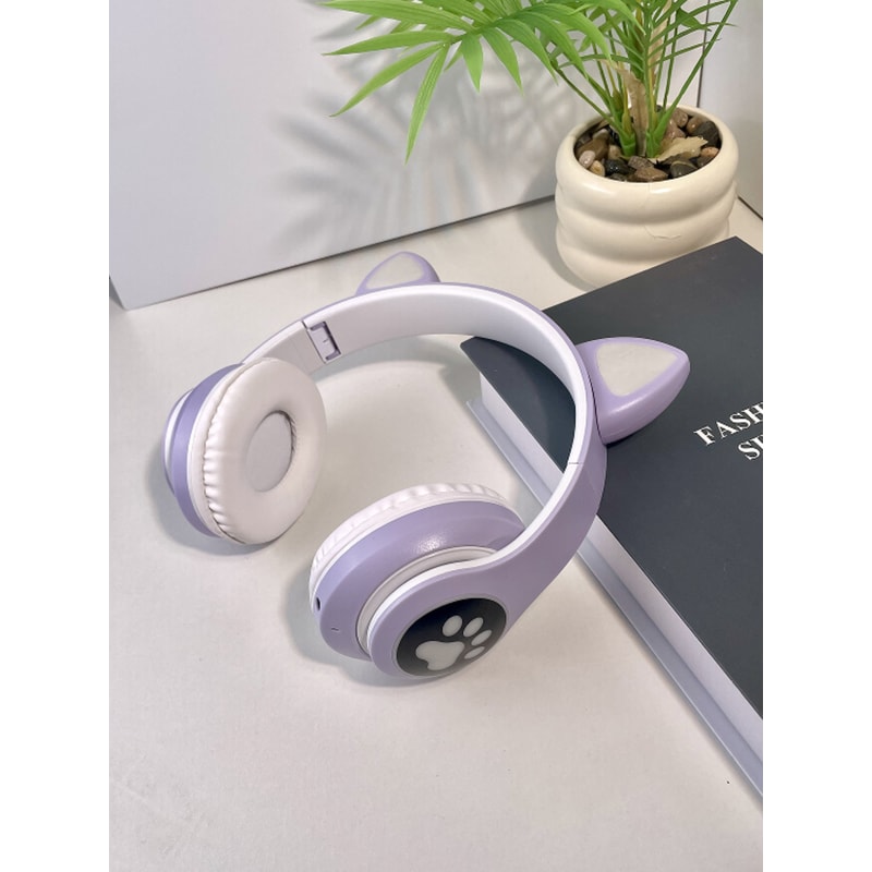 Cat Ear Wireless Gaming Headset With Light Up Paw Design And Low Latency Audio 4