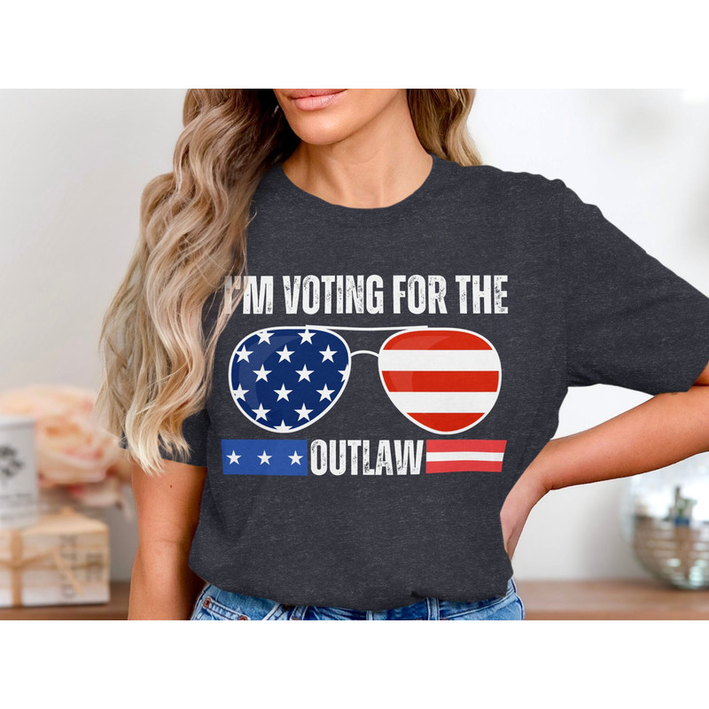 I'm Voting Convicted Felon 2024 Funny Political T-Shirt, Humor Tee for Election, Unique 2024 Election Apparel, Unisex Graphic Tee.jpg
