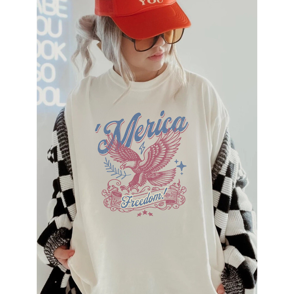 Women's 4th of July Shirt, Merica USA ,Trendy Tee, American Flag Shirt ,Red White and Blue, Independence Day Outfits ,Freedom Shirt.jpg