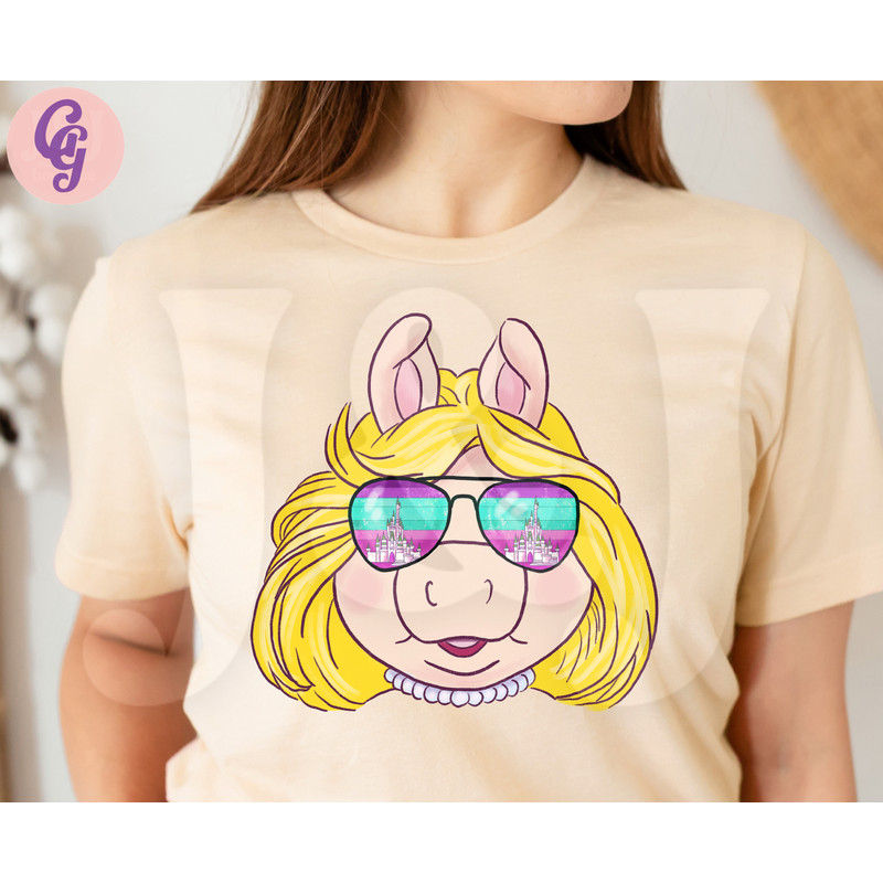 MIss Piggy - Magic Family Shirts - Custom Character Shirts - Adult - Girls - Pig Shirt - Miss Piggy Shirt - Miss Piggy Graphic Tee.jpg