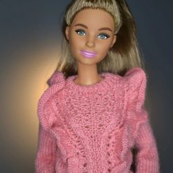 knitted sweater for barbie. outfit for doll