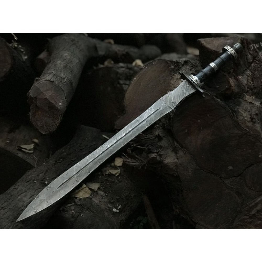 A-Viking-Battle-Ready-Damascus-Steel-Sword-Hand-Forged-Damascus-Steel-Viking-Sword-BladeMaster (1).jpg