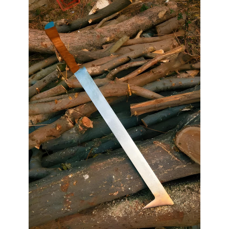 Sword-of-the-Dark-Horde LOTR-Orc-Cosplay-Extravaganza at USAVanguard-Crafting-Uruk-Hai-Realism with USAVANGUARD (6).jpeg