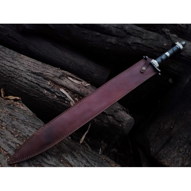 Anniversary_Gift_Viking_Battle-Ready_Sword_with_Damascus_Steel_Blade (1).jpg