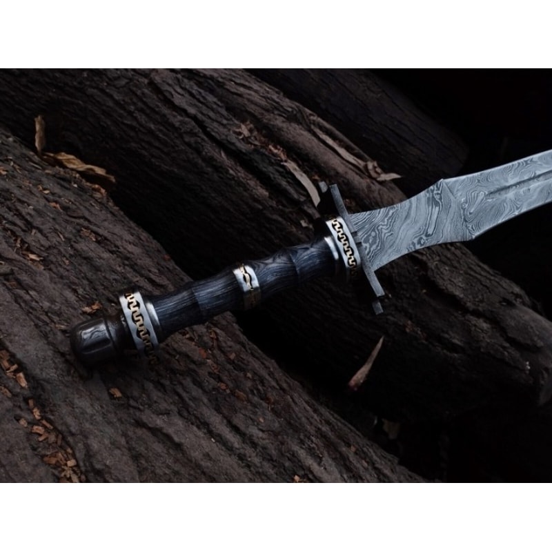 Anniversary_Gift_Viking_Battle-Ready_Sword_with_Damascus_Steel_Blade (2).jpg