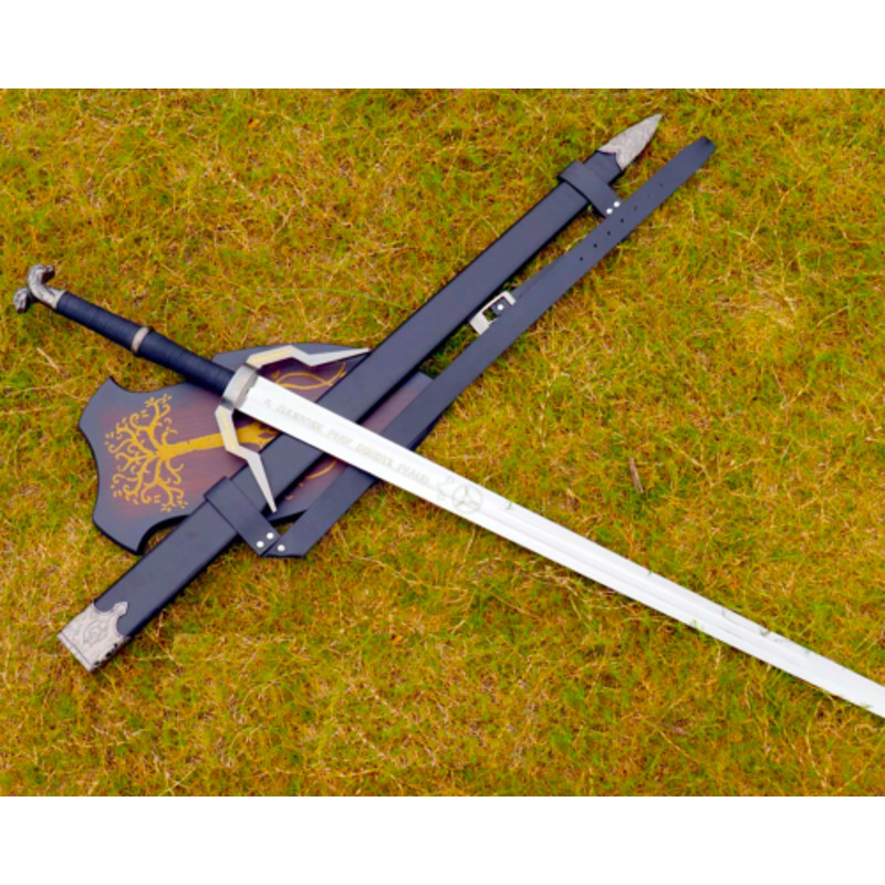 Handcrafted_Silver_Rune_Replica_The_Continent's_Most_Coveted_SwordSilver_Rune_Sword_of_Rivia-_BladeMaster (19).png