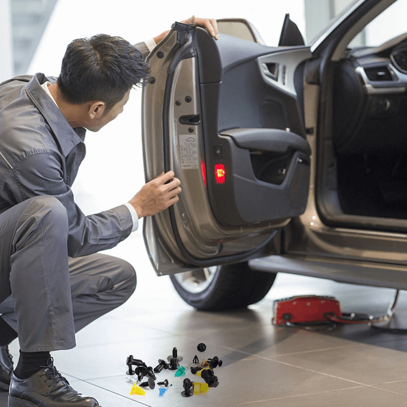 Auto Body Push Pin Rivet Trim Panel Clips Kit Plastic Fastener Set For Car Door Fender Bumper Hond