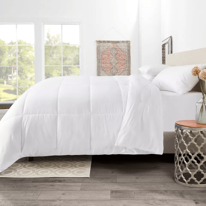 All Season White Down Alternative Comforter Ultra Soft Quilted Duvet Insert 1