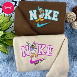 Nike Couple Daisy and Donald Embroidered Sweatshirt, Mickey Couple Crewneck Embroidered, Movie Nike Shirt CP12