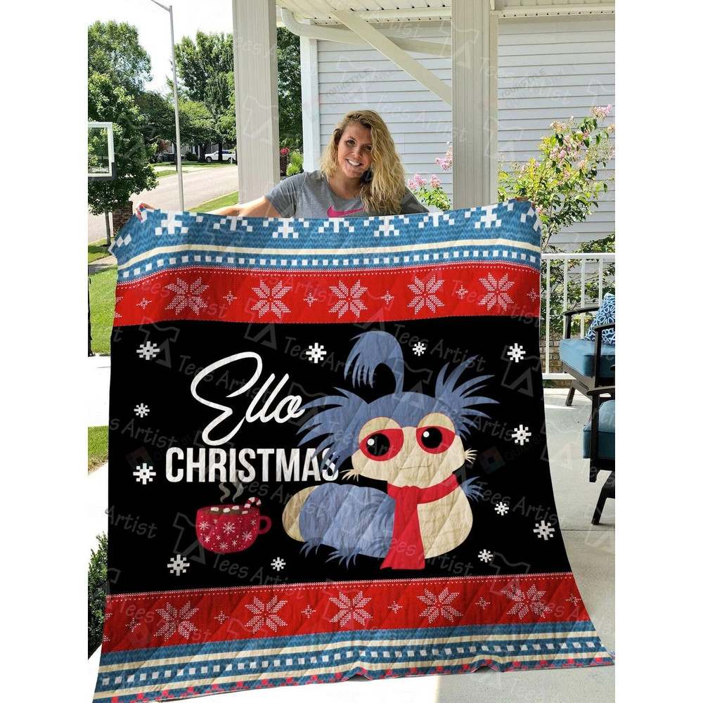 Large Labyrinth Worm Fleece Blanket, Ultra- Soft Micro Fleece Throw, Christmas blanket, Labyrinth the worm.jpg