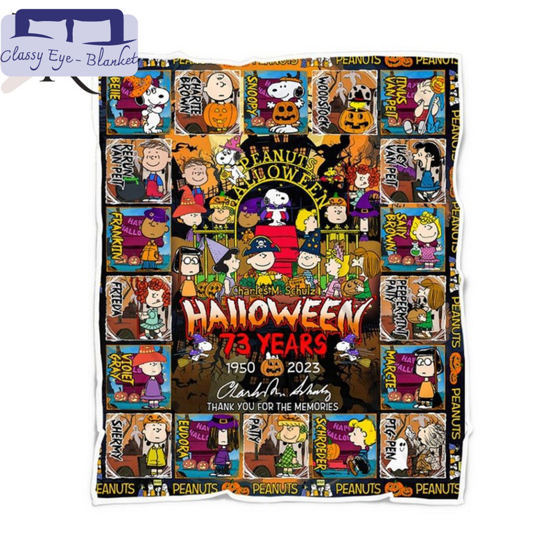 Snoopy Peanuts Halloween 73 Years 1950 - 2023 Thank You For The Memories Fleece Blanket - Torunstyle.jpg
