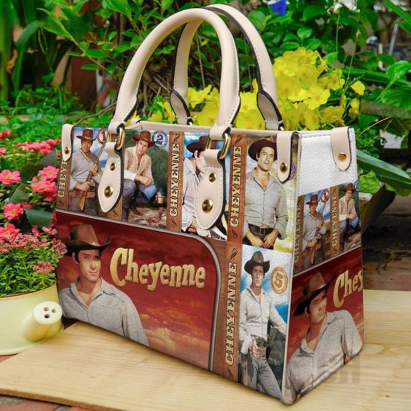 Cheyenne Bodie Leather Bag for Women Gift.jpg