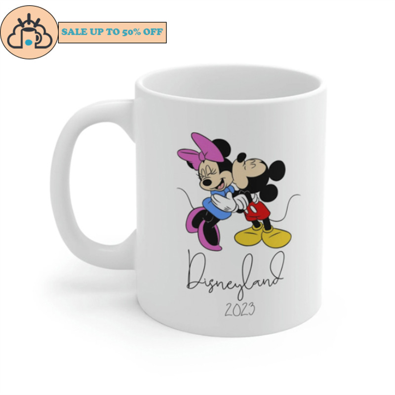 Minnie Mouse Disneyland 2023 Mug.jpg
