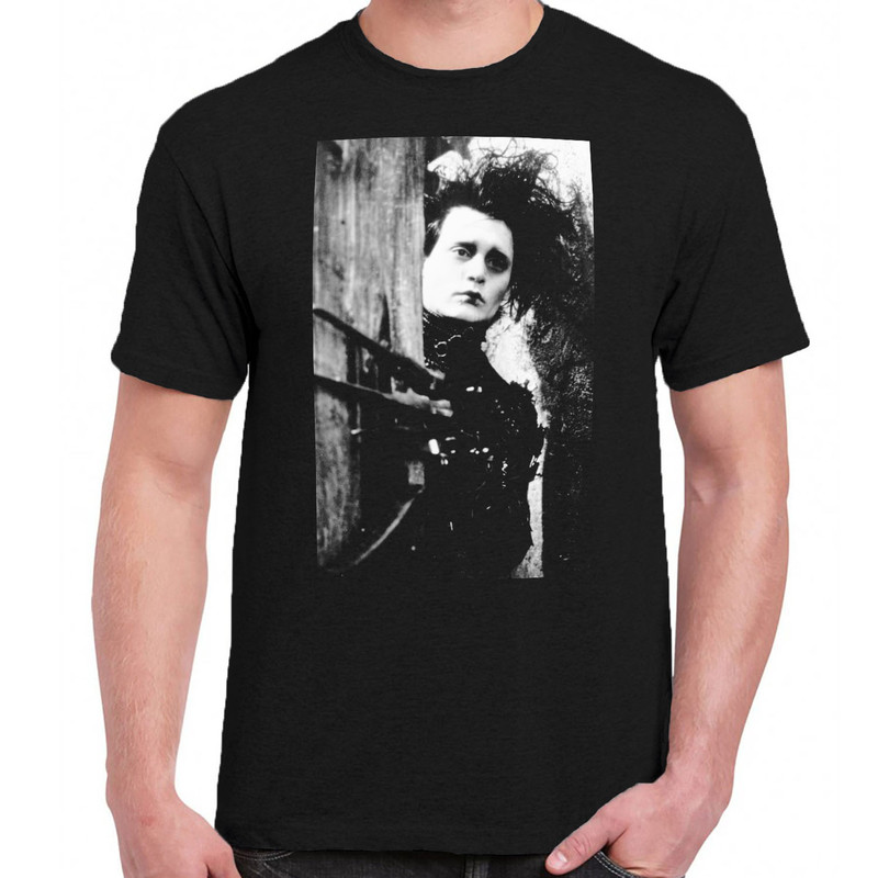 Edward scissorhands t-shirt.jpg