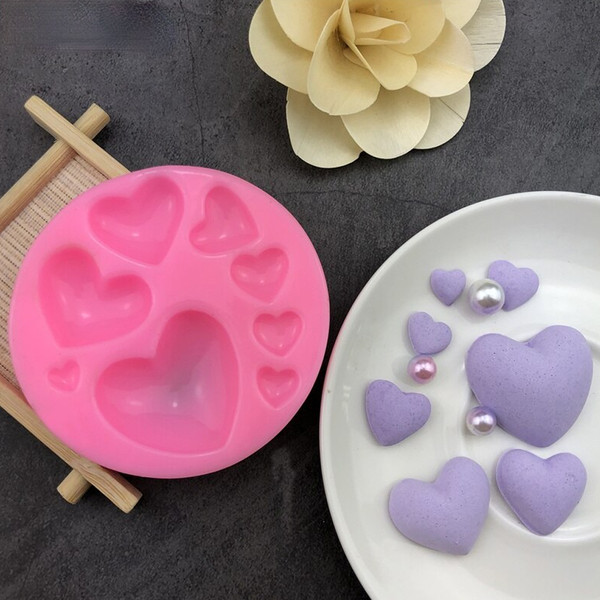 8 Cavity Silicone Heart Molds for Baking (1).jpg