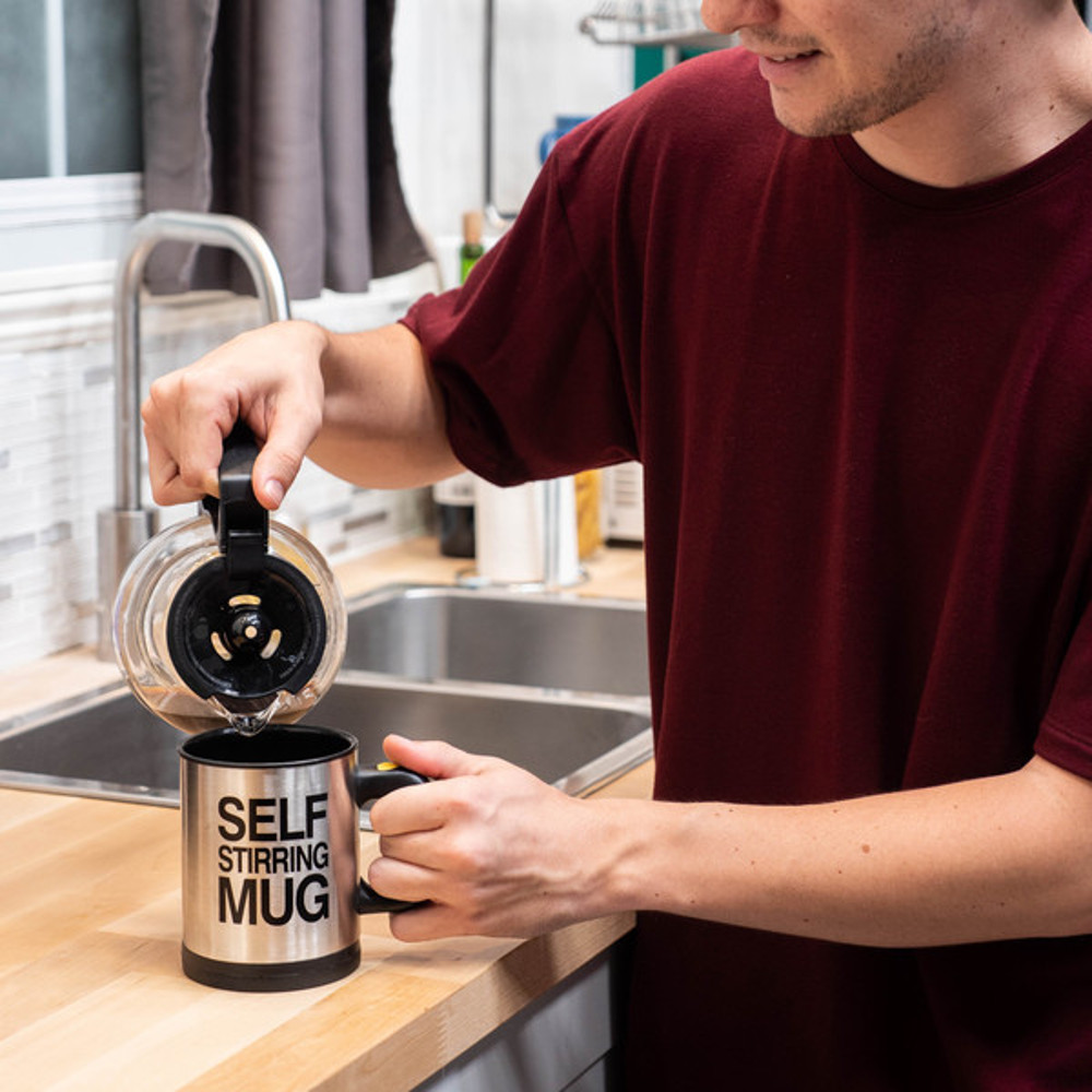 Self-Stirring Coffee Mug 2