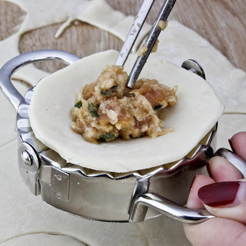 Dumpling & Empanada Maker 1
