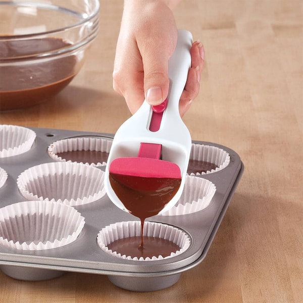 Non-stick Cupcake Dispensing Spoon 1