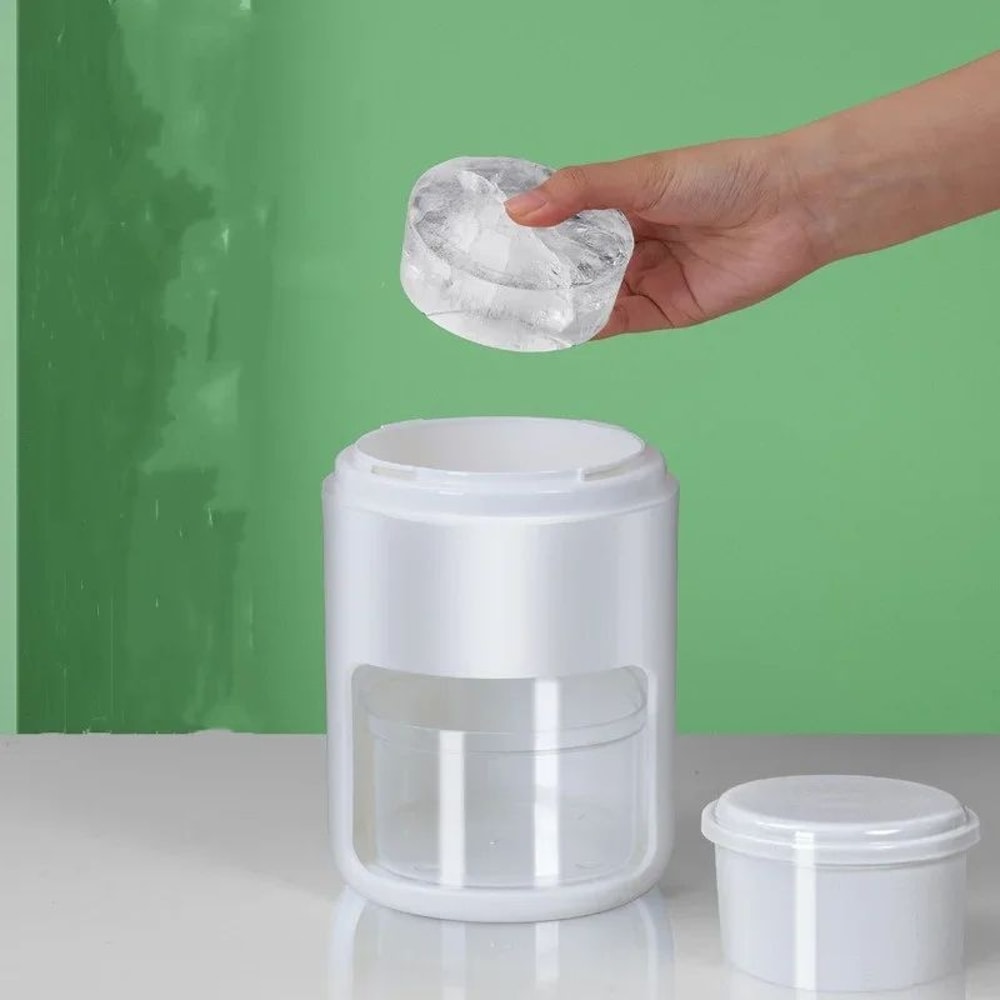 Manual Ice Crusher Mini Portable Ice Shaver HandCranked Smoothie Maker For Shaved Ice And Ice Mak 1