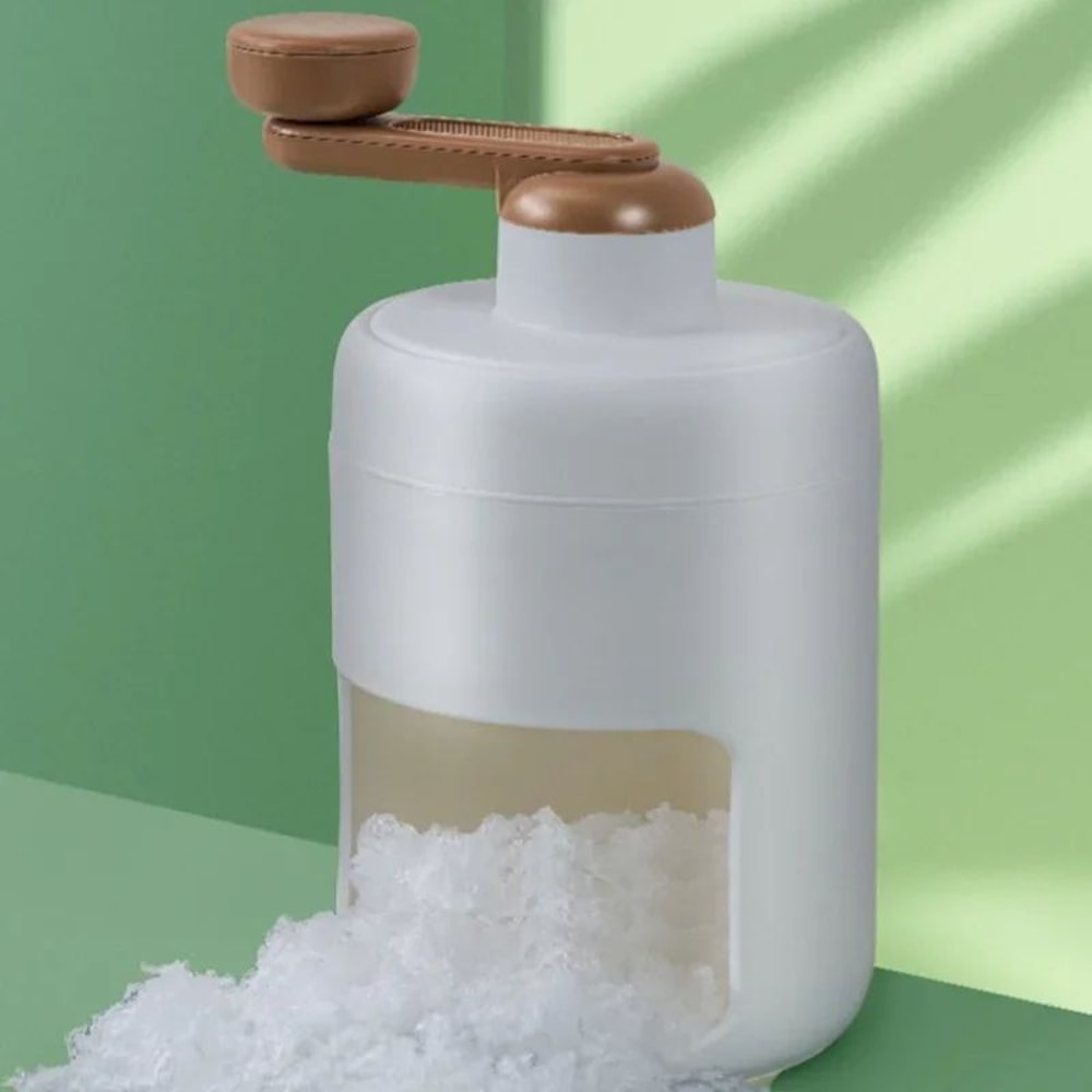 Manual Ice Crusher Mini Portable Ice Shaver HandCranked Smoothie Maker For Shaved Ice And Ice Mak 2