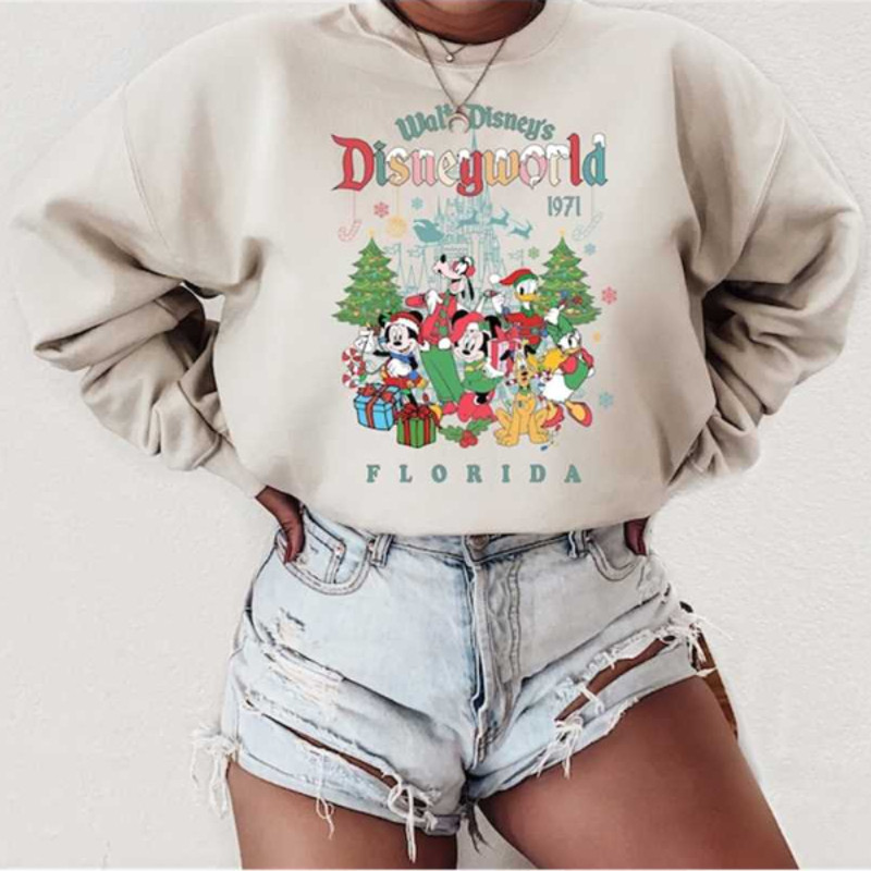 MR12102023163026disneychristmassweatshirtmickeyandfriendschristmassandjpg