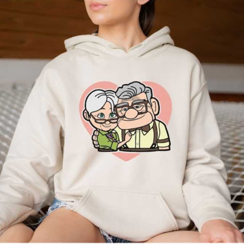 MR12102023152617carlandelliegrandpaandgrandmavalentinesdayhoodieimage1jpg