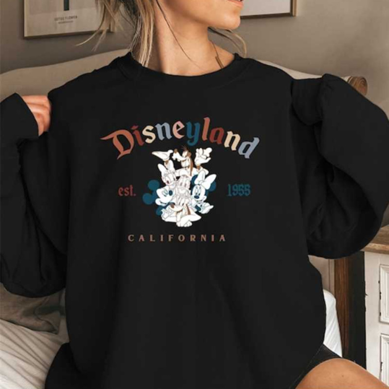 MR1010202311413mickeymousedisneyworldsweatdisneylandest1955sweatimage1jpg