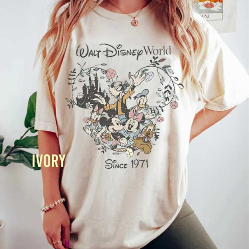 MR9102023162859comfortcolorretrowaltdisneyworldest1971shirtvintageimage1jpg