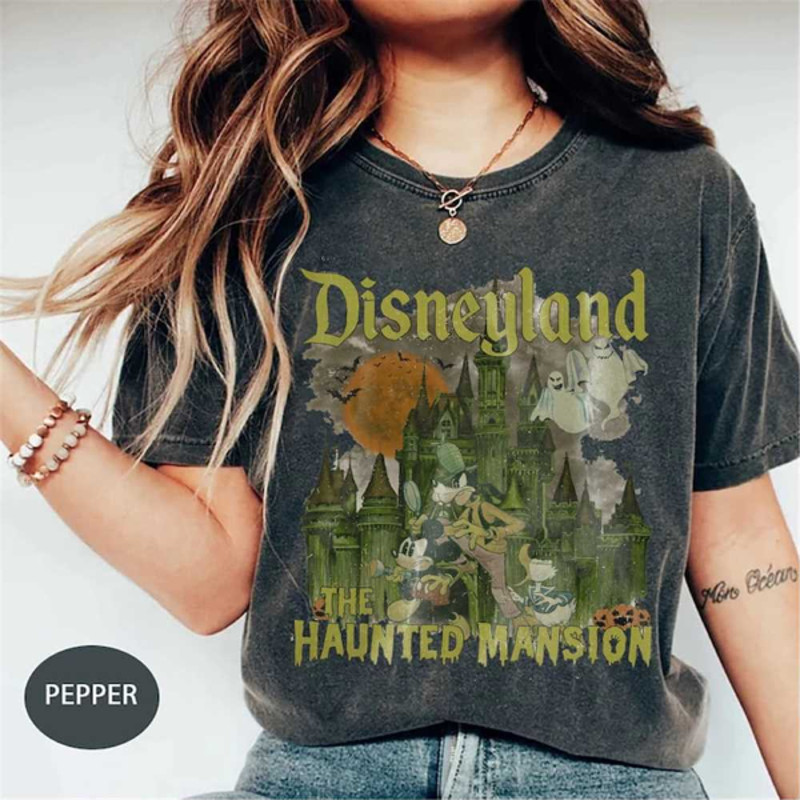 MR910202314819vintagedisneylandhalloweenshirthauntedmansionshirttheimage1jpg